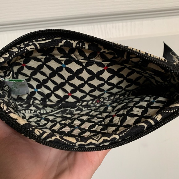 Vera Bradley Wristlet - Picture 5 of 10